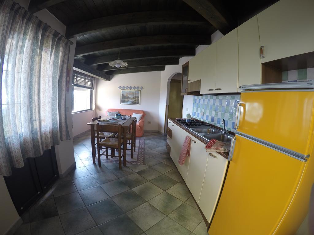 Appartamenti Con Vista Panoramica Санта-Мария-Наварезе Экстерьер фото
