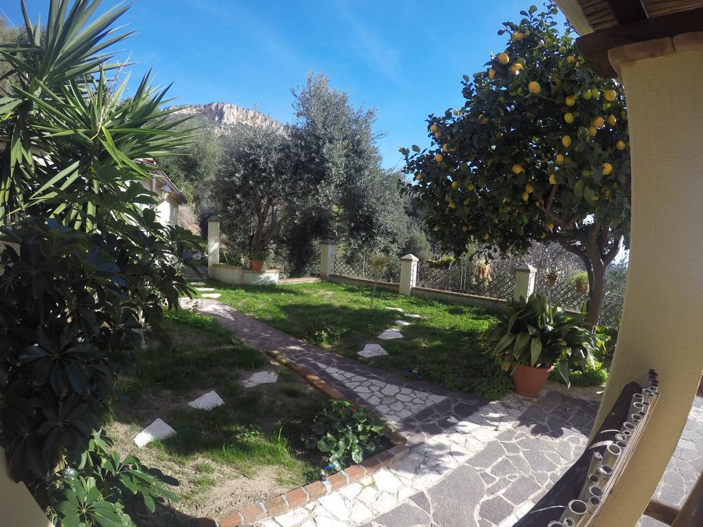 Appartamenti Con Vista Panoramica Санта-Мария-Наварезе Экстерьер фото